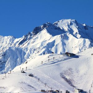 【2月】厳冬の五竜岳と八方尾根スキー場